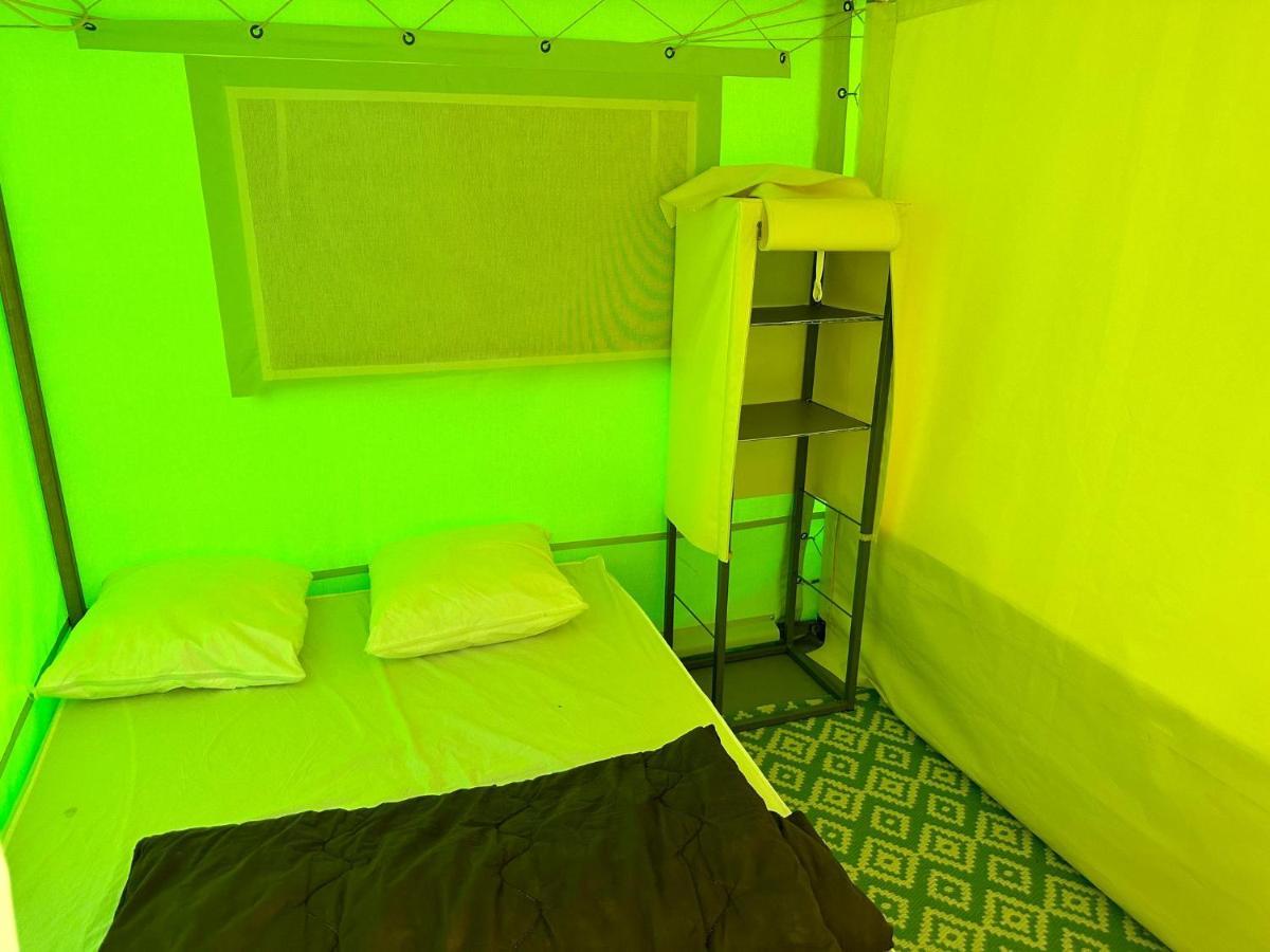 Les Eychecadous Hotel Artigat Exterior photo